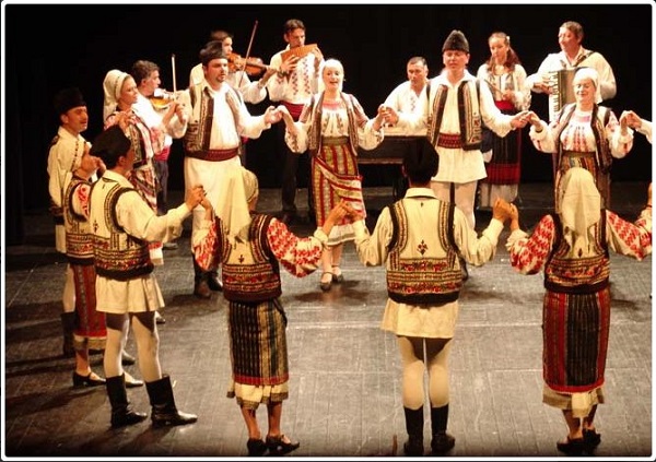 Coregrafia dansului traditional astazi