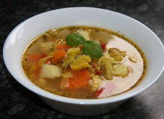 Ciorba de praz cu zeama de varza