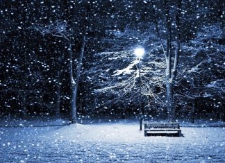 Te uita cum ninge, decembre