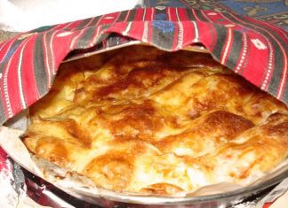 Placinta dobrogeana traditionala